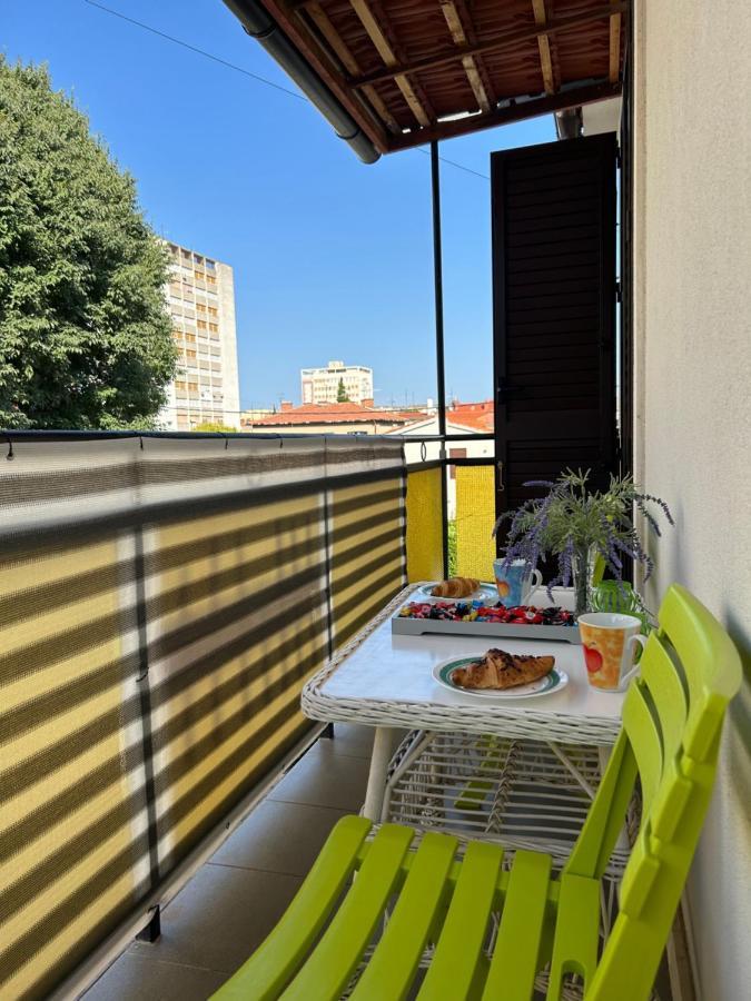 Garden Apartment Dina With Free Parking สปลิท ภายนอก รูปภาพ